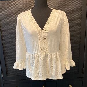 FRYE AND CO. White Peplum Blouse Lace Ruffle Flutter 3/4 Sleeves Medium